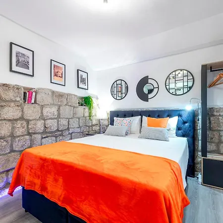 Old Town Fantastic 2 Apartment *