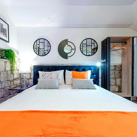 Old Town Fantastic 2 Apartamento *